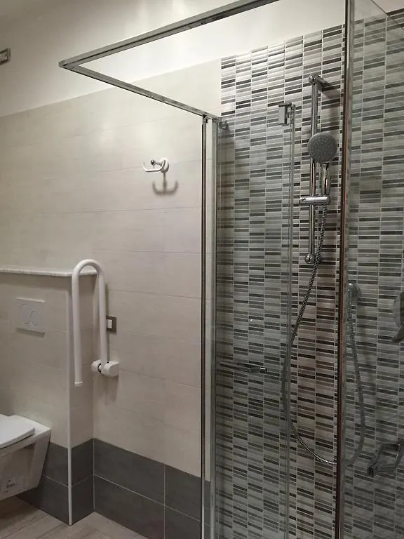 Il Girasole Villa Venturina Terme 0*,  Italy